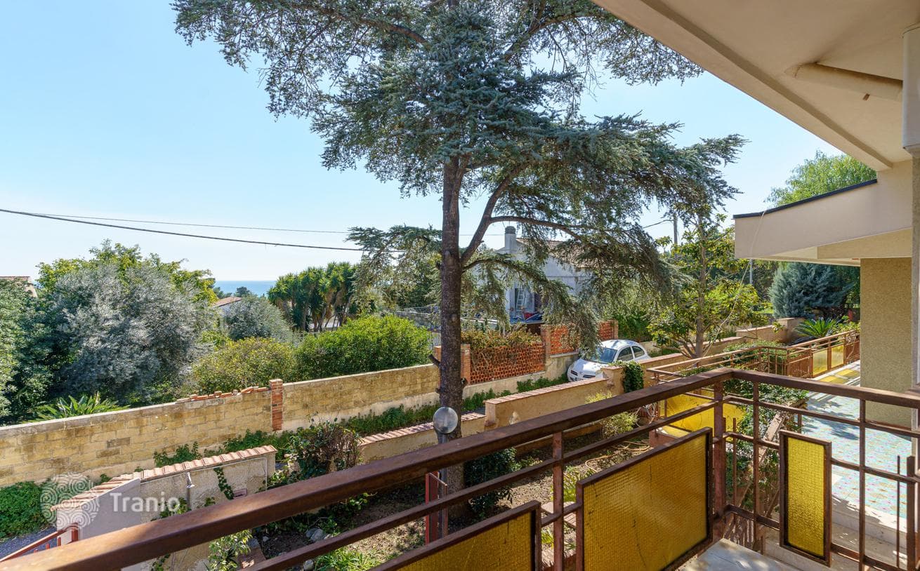 3-Bedroom Villa 200 m from the Sea in Syracuse, Sicily, photo 4
