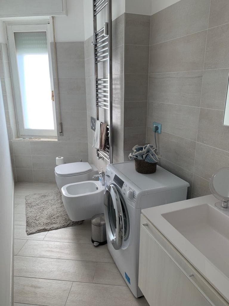2-Bedroom Apartment in Ospedaletti, photo 5
