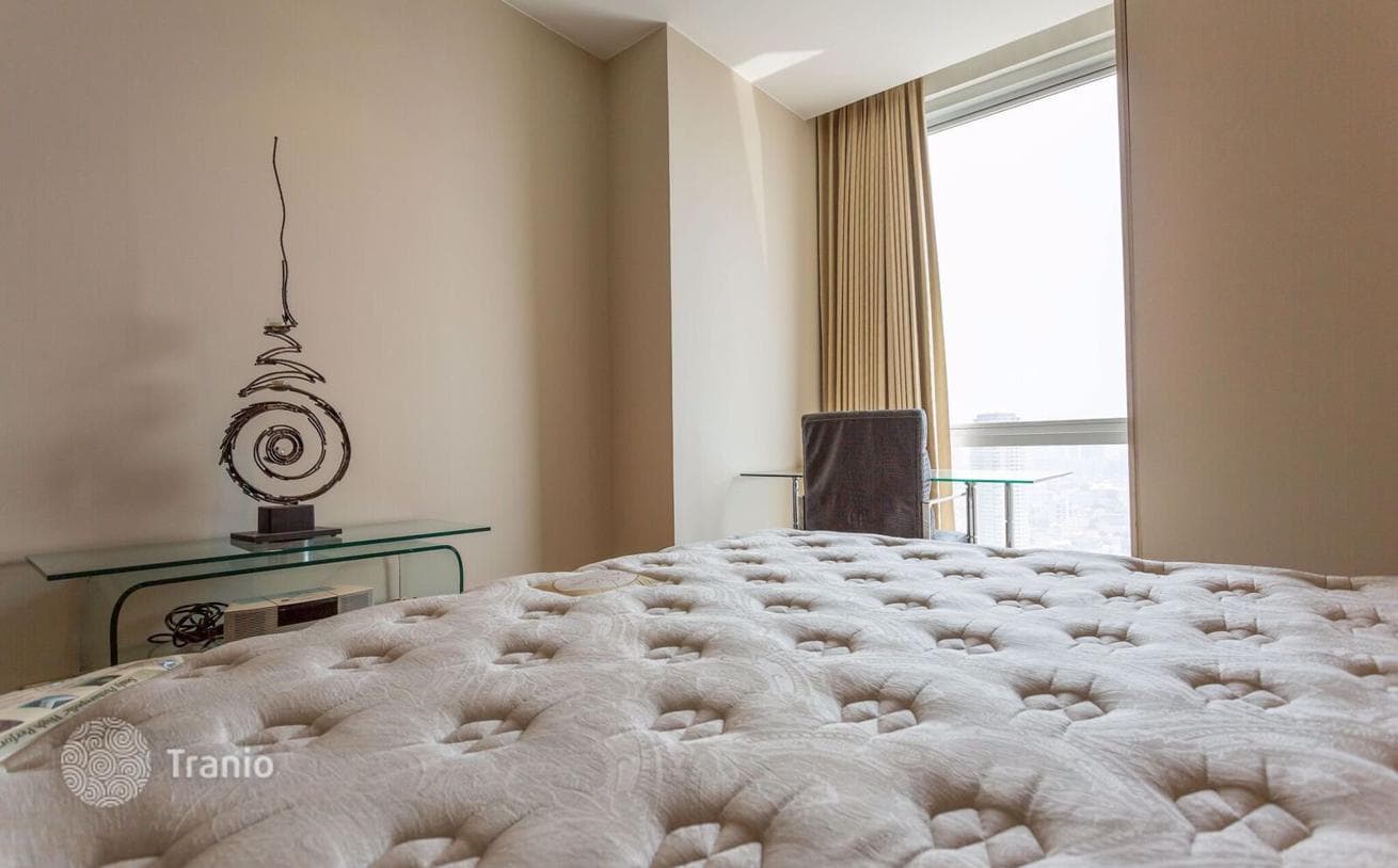 2-Bedroom Condo in Sathon, Bangkok, photo 2