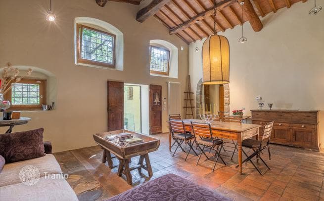 Classic Villa with Pool near Florence, Italy, photo 4