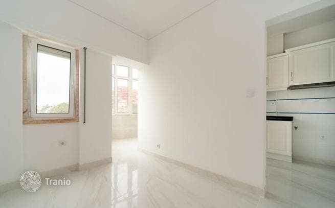 2-Bedroom Apartment in Cascais, Portugal, photo 2