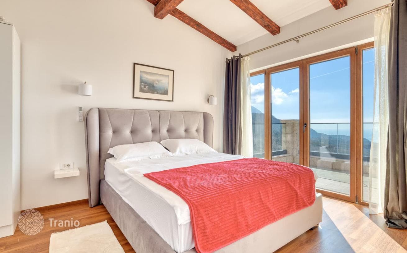 5-Bedroom Villa with Sea View in Budva, Montenegro, photo 2