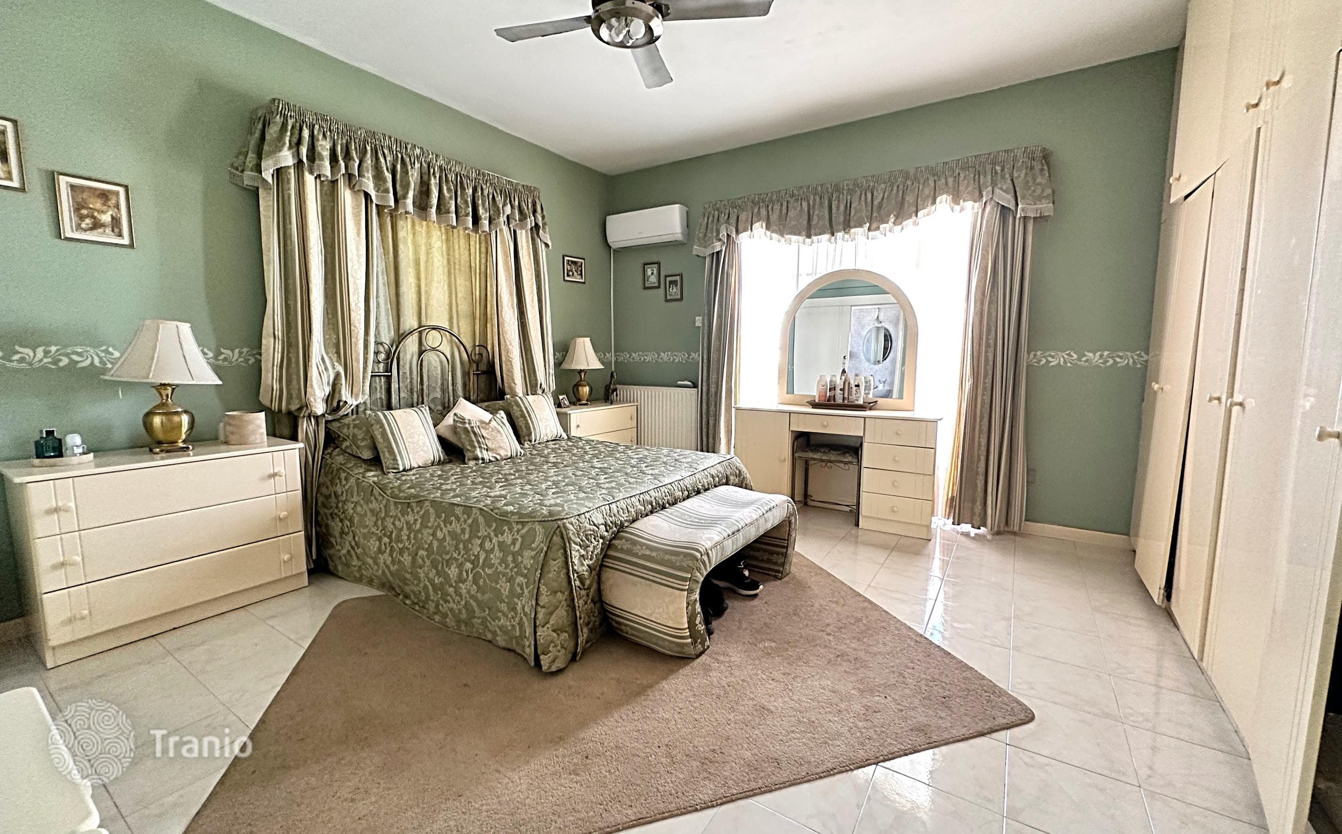 3-Bedroom Townhouse in Aradippou, photo 2
