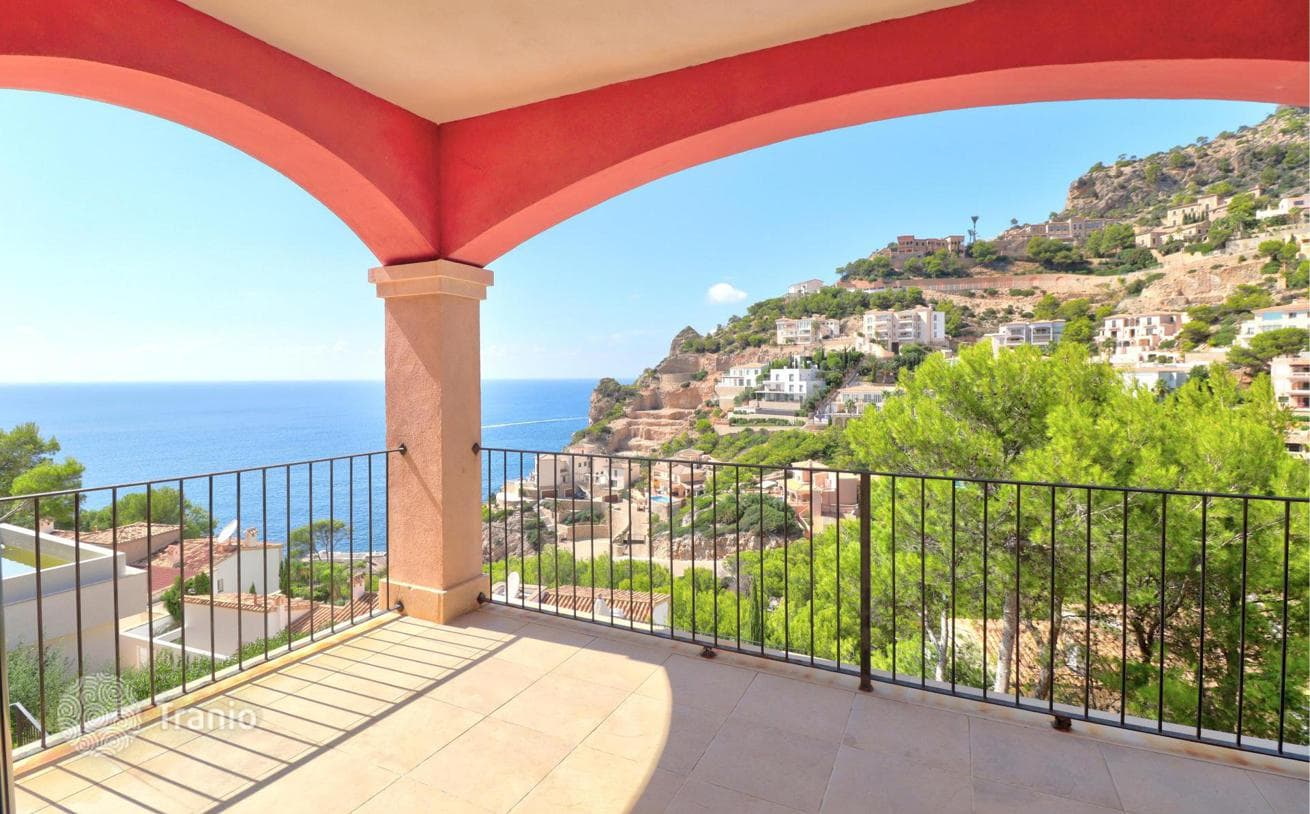 2-Bedroom Villa with Sea View and Private Pool in Andratx, Mallorca, photo 4