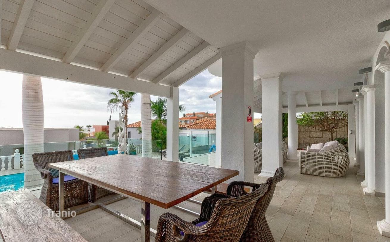3-Bedroom Villa with Private Pool and Sea View in El Madroñal, Tenerife, photo 3
