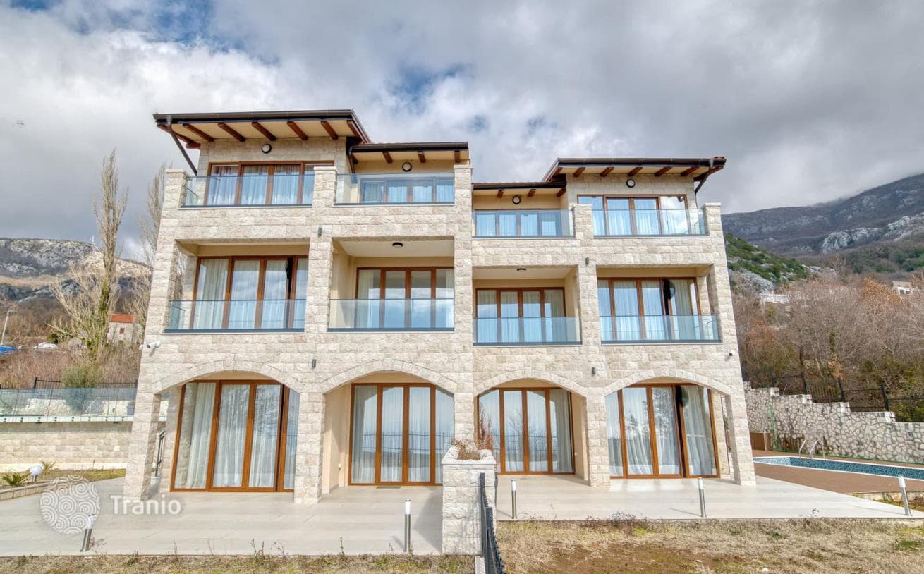 5-Bedroom Villa with Sea View in Budva, Montenegro, photo 4