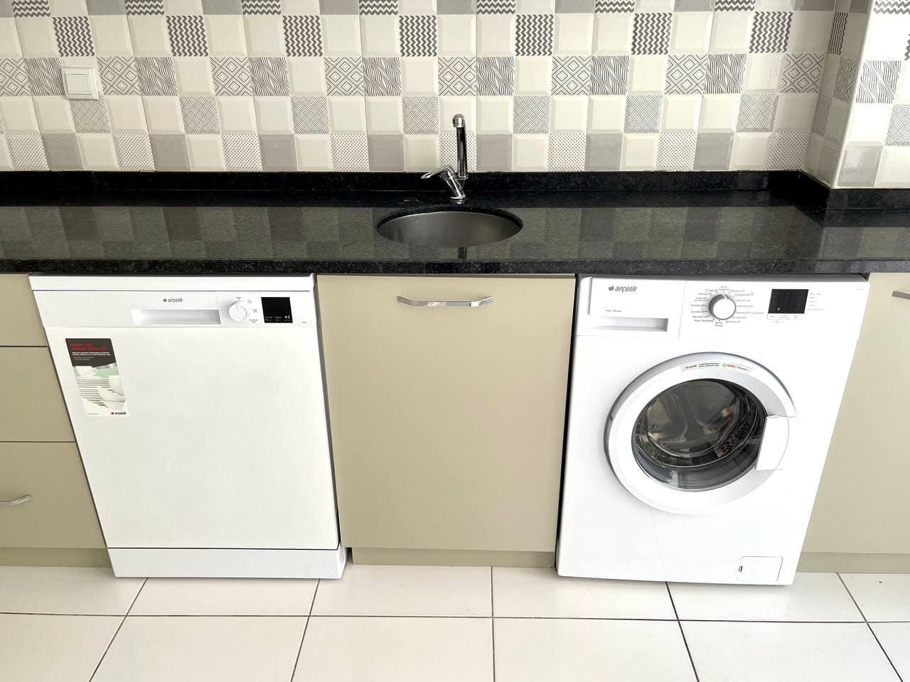2-Bedroom Apartment in Kepez, Antalya, photo 4
