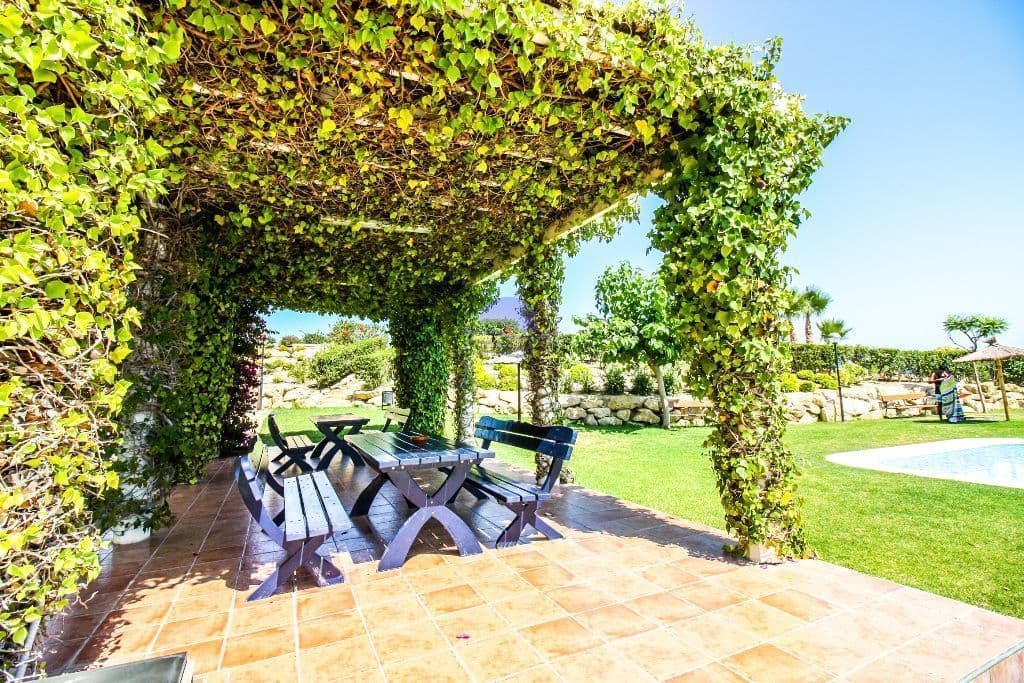 3-Bedroom Apartment in Villajoyosa, photo 2