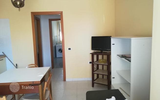 Townhouse with Two Apartments and Garden Near the Sea in Lampedusa, photo 3