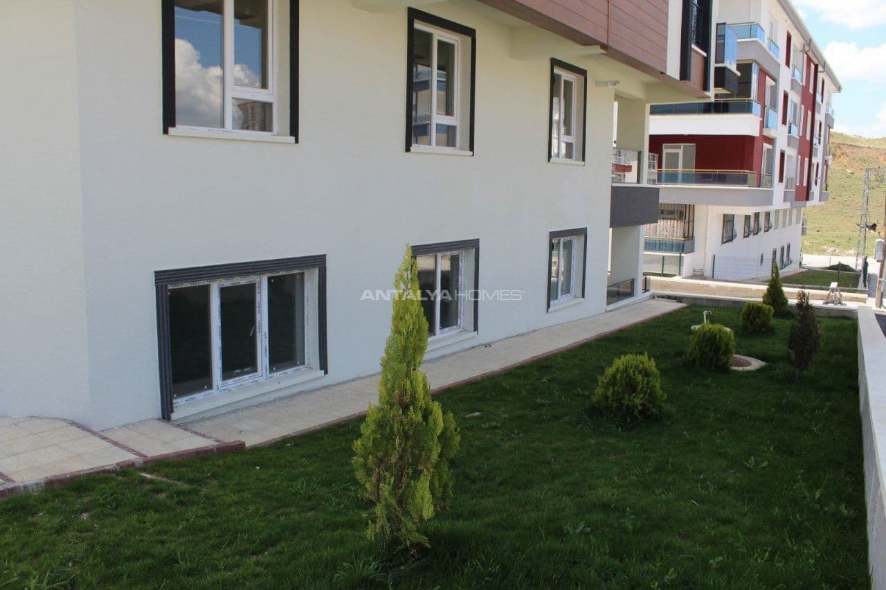 4-Bedroom Apartment in Kecioren, Ankara, photo 4