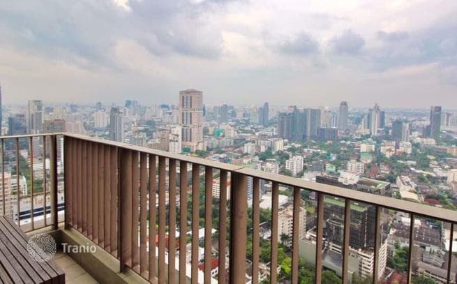 1-Bedroom Condo in Khlong Toei, Bangkok, photo 3