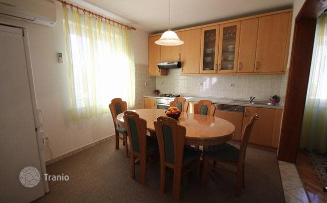 3-Bedroom Apartment with Garden in Central Trogir, Croatia, photo 3