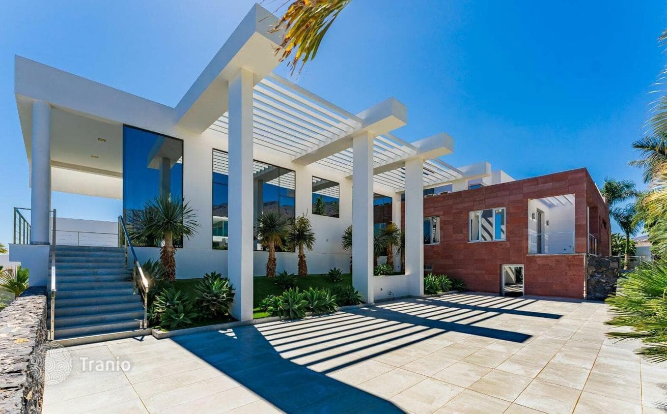 Designer Villa with Private Pool and Sea View in Adeje, Tenerife, photo 3