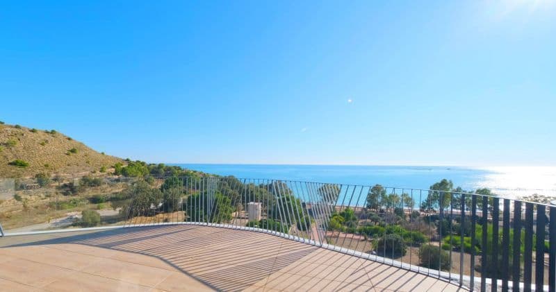 3-Bedroom Penthouse in Villajoyosa, photo 3
