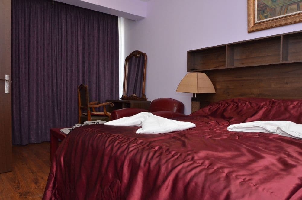 3-Bedroom Apartment in Varna, photo 2