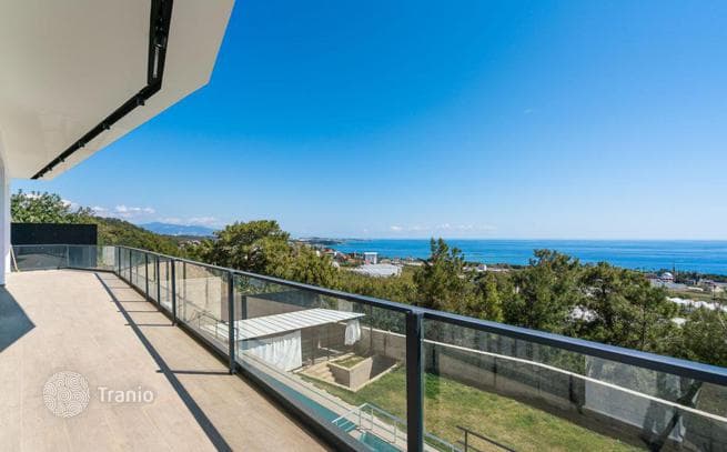 6-Bedroom Luxury Villa with Sea and Mountain Views in Alanya