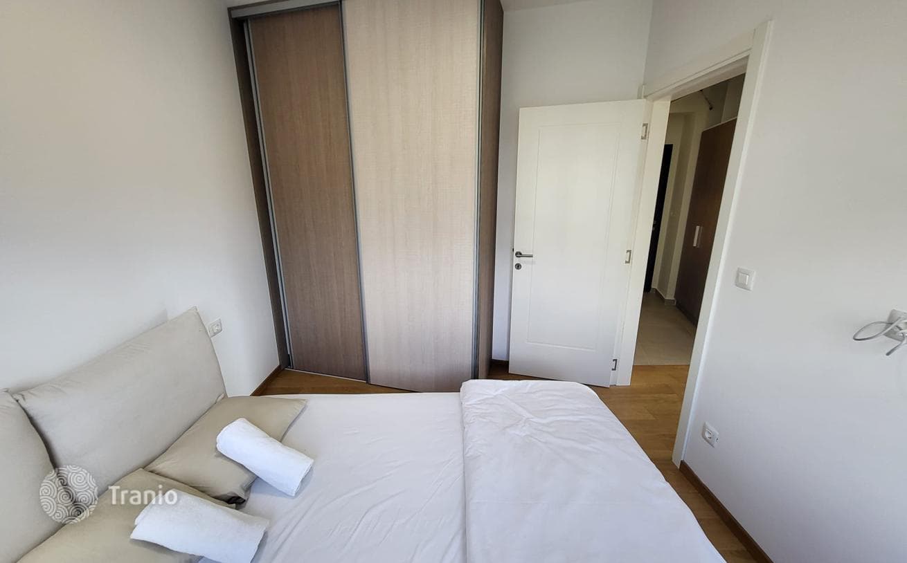 1-Bedroom Apartment with Sea View in Becici, Budva, photo 5