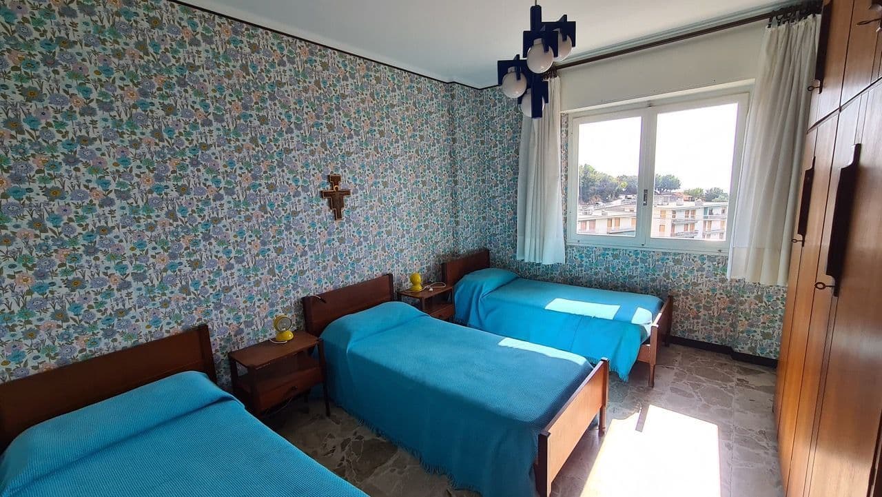 3-Bedroom Apartment in Alassio, Italy, photo 3