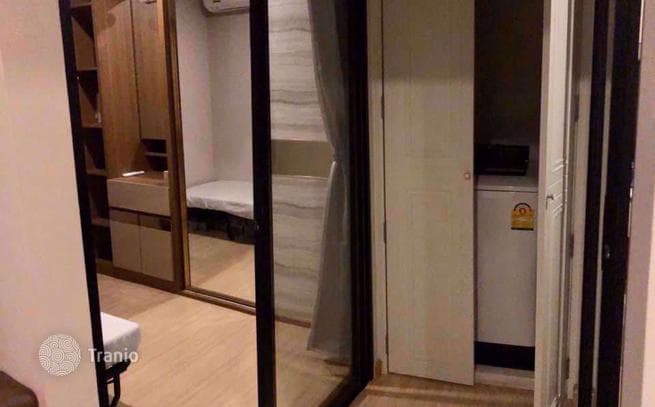 1-Bedroom Condo in Phra Khanong, Bangkok