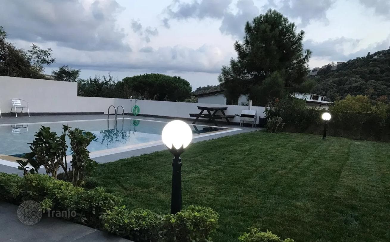 9-Bedroom Villa in Sariyer, Istanbul
