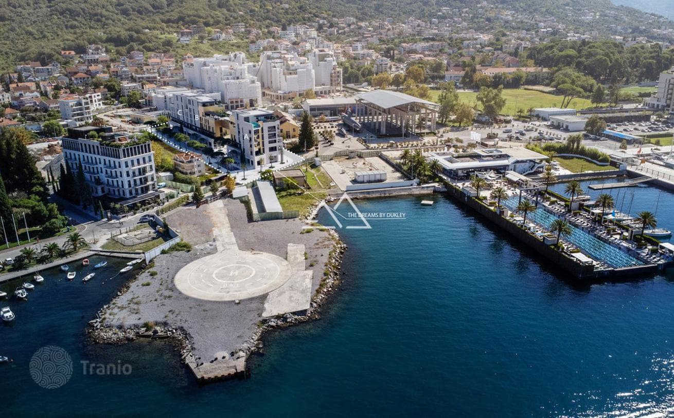 3-Bedroom Luxury Penthouse with Private Pool in Tivat, photo 2
