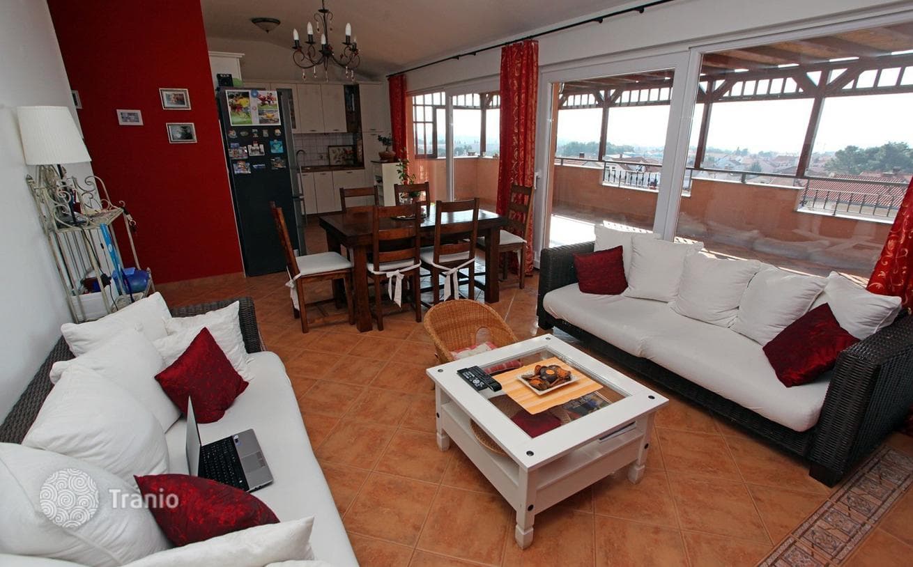 4-Story House with Private Pool and Parking in Zadar, photo 3