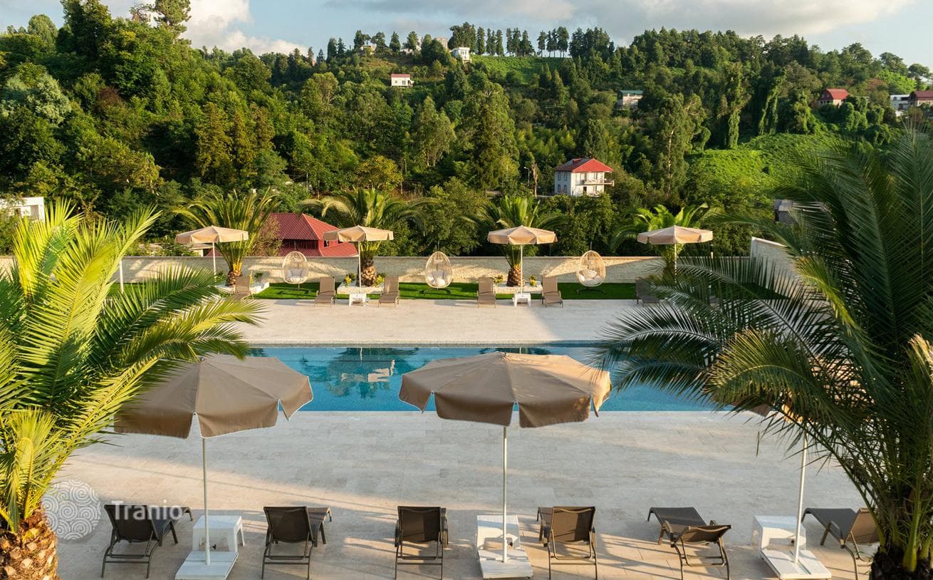 6-Bedroom Luxury Villa with Private Pool and Restaurant in Batumi, photo 2