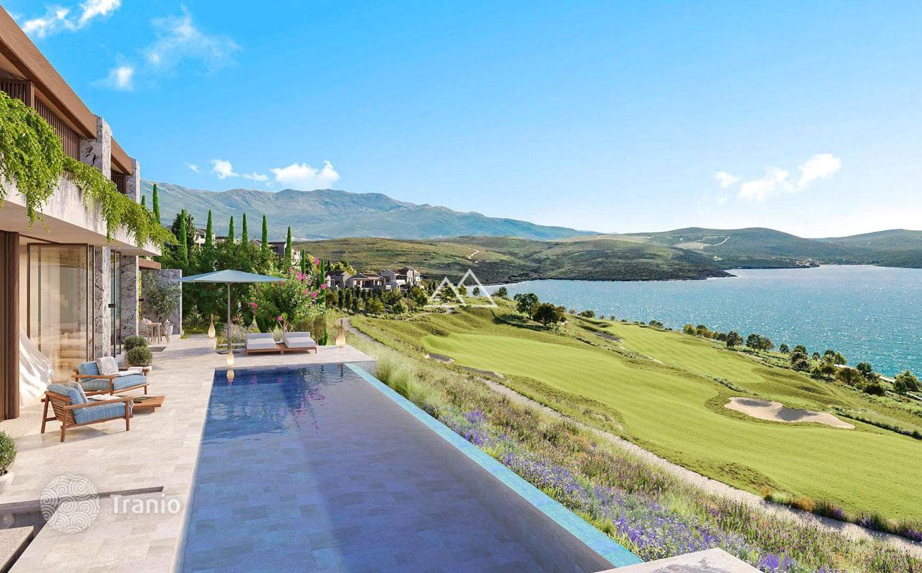 2-Bedroom Luxury Villa with Private Pool in Lustica Bay