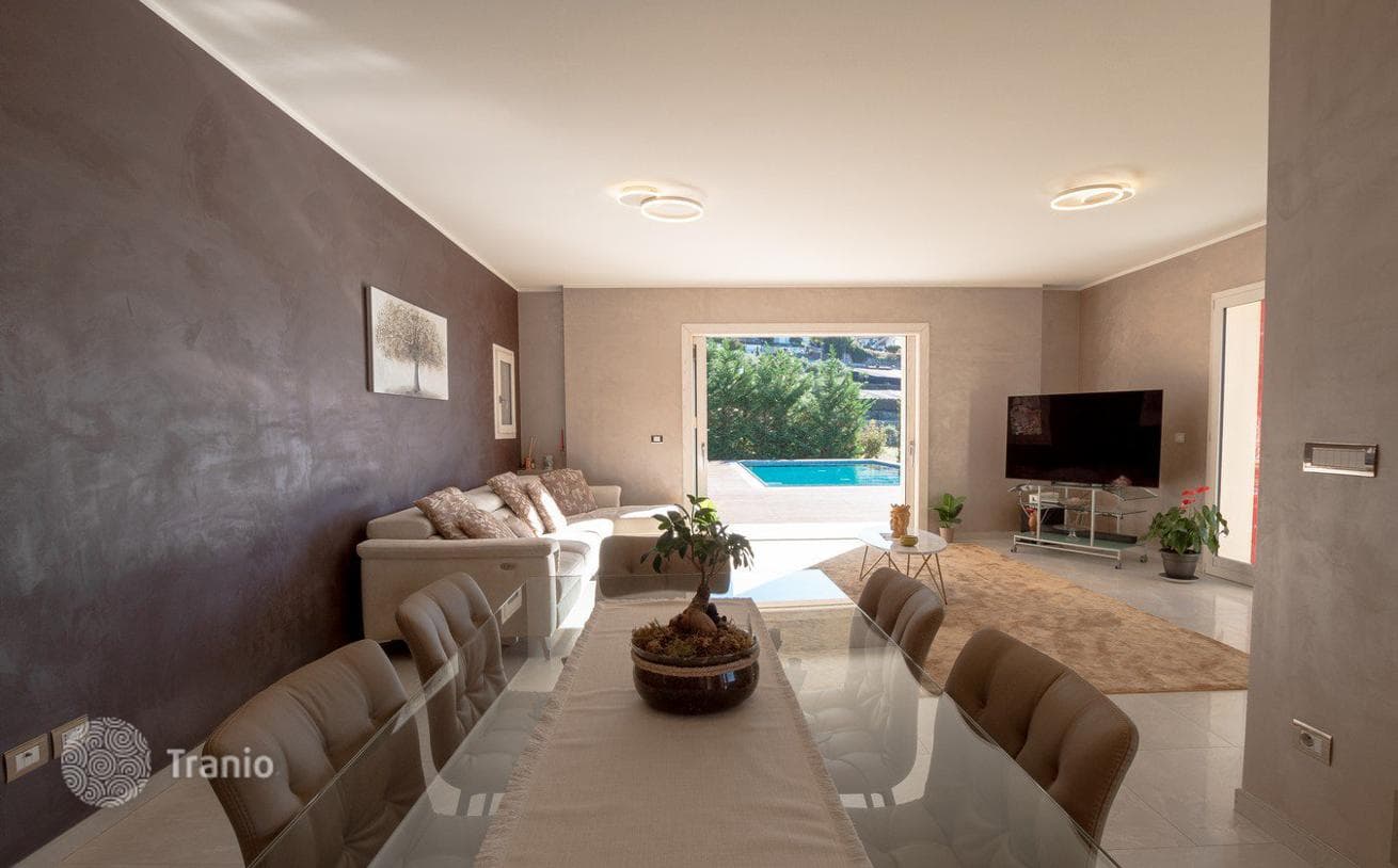 3-Bedroom Modern Villa with Private Pool and Sea View in Bordighera, Liguria, photo 5