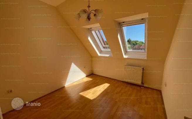 5-Bedroom Townhouse with Private Pool in Budapest, photo 5