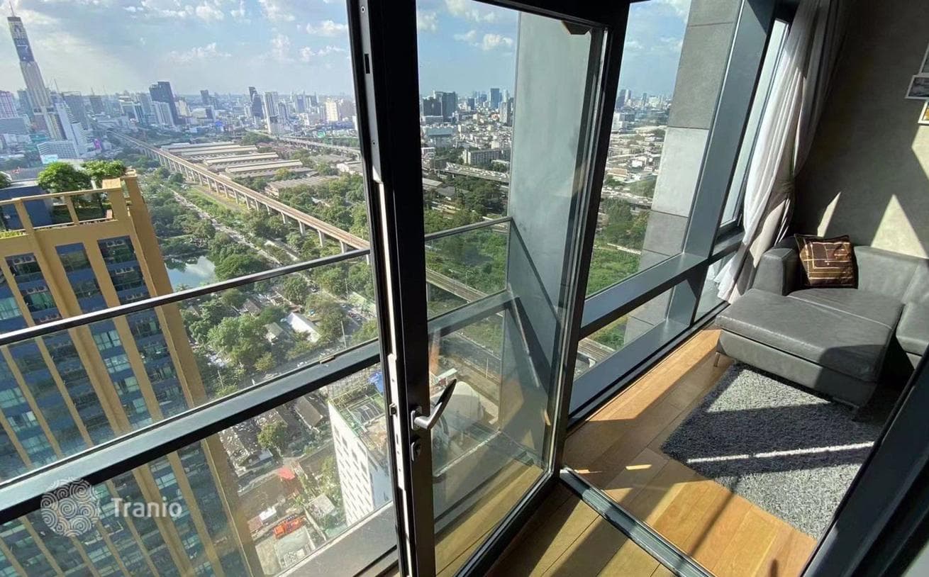 1-Bedroom Condo in Ratchathewi, Bangkok