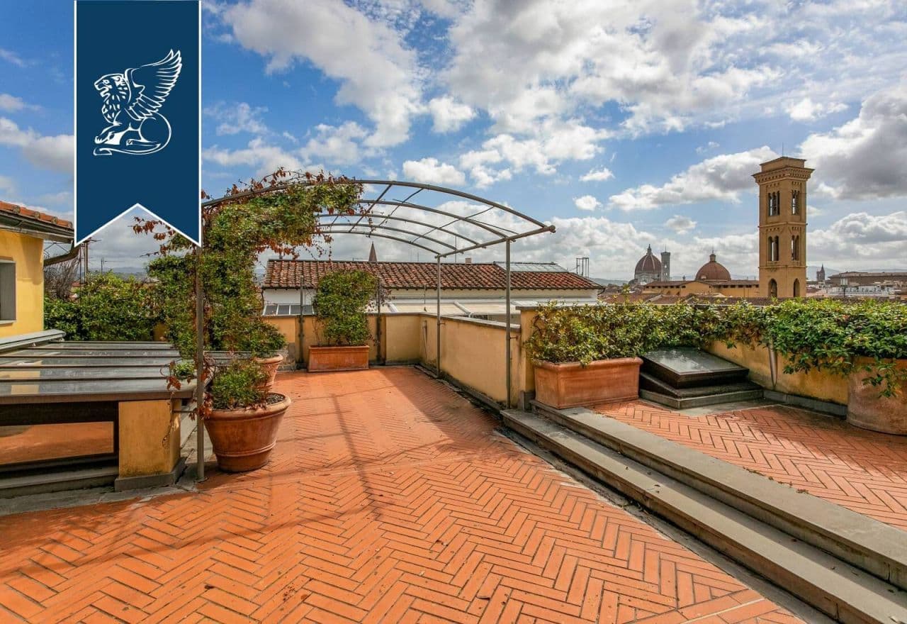 7-Bedroom Apartment in Florence, photo 3