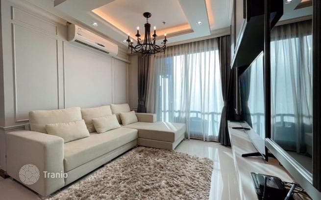 2-Bedroom Condo in Huai Khwang, Bangkok, photo 2