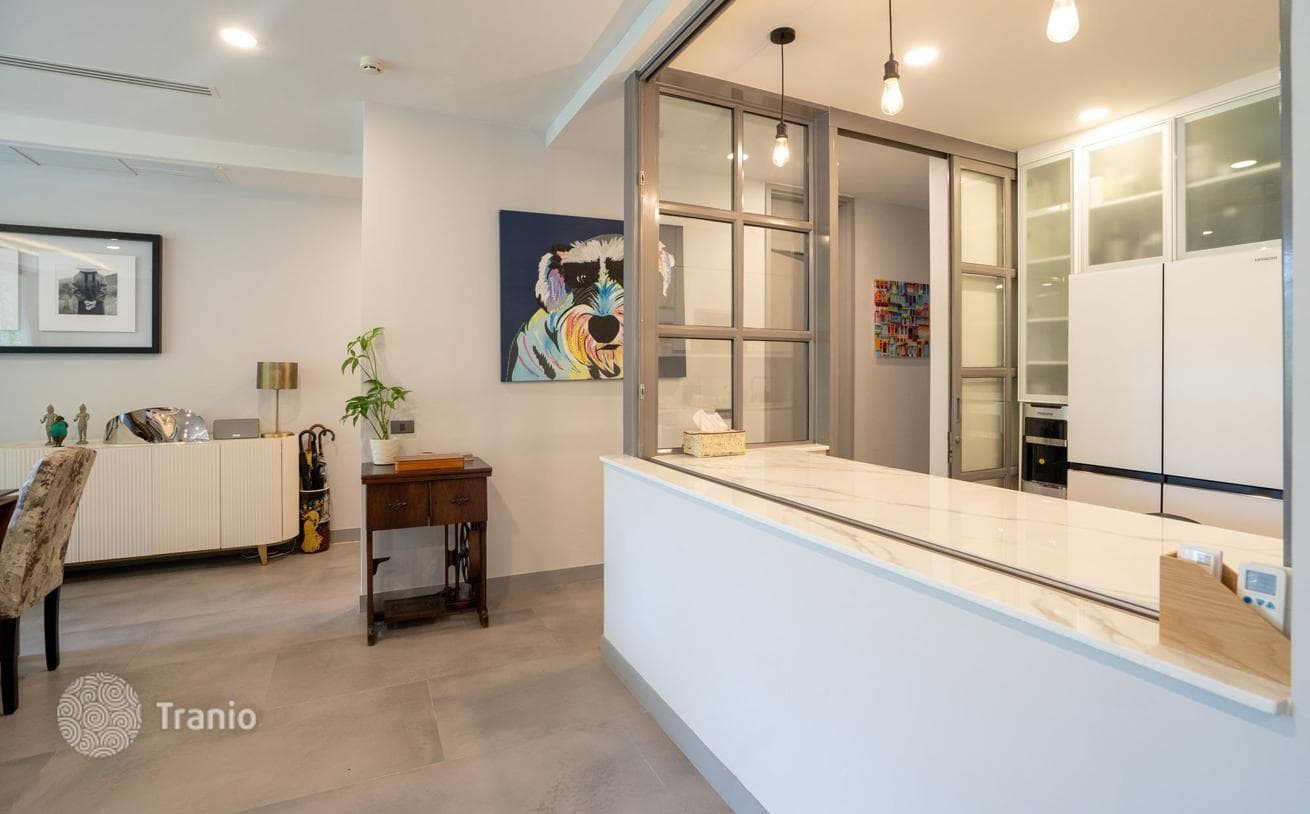 2-Bedroom Condo with 178 m² in Muang Phuket, Phuket, photo 3
