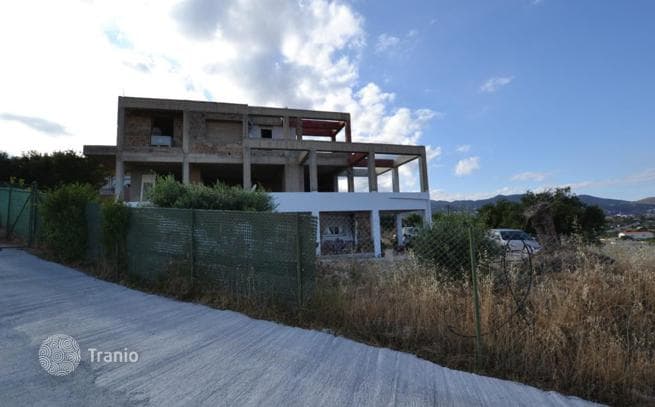 5-Bedroom Villa in Agios Nikolaos