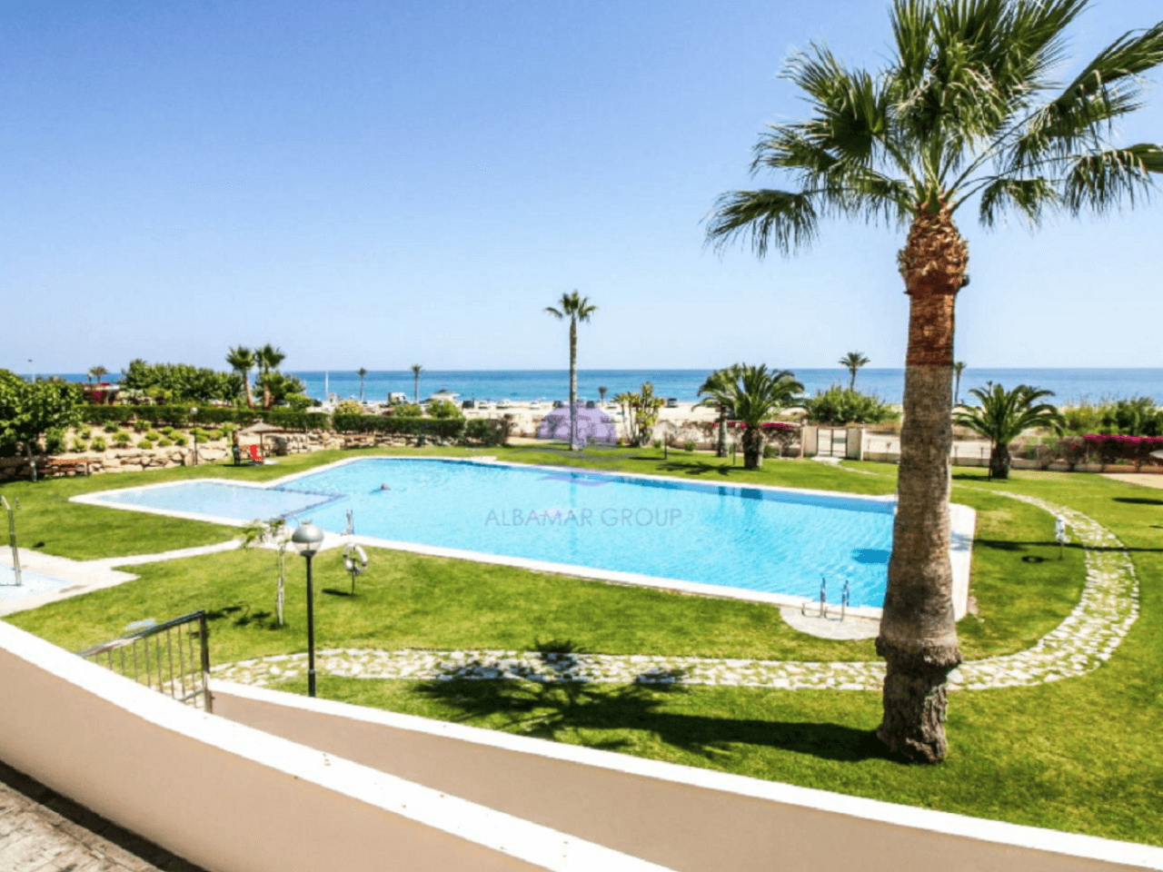 2-Bedroom Apartment in Villajoyosa, photo 3