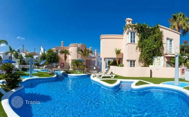 2-Bedroom Furnished Apartment with Garden near Beach in Fañabé, Tenerife, photo 4