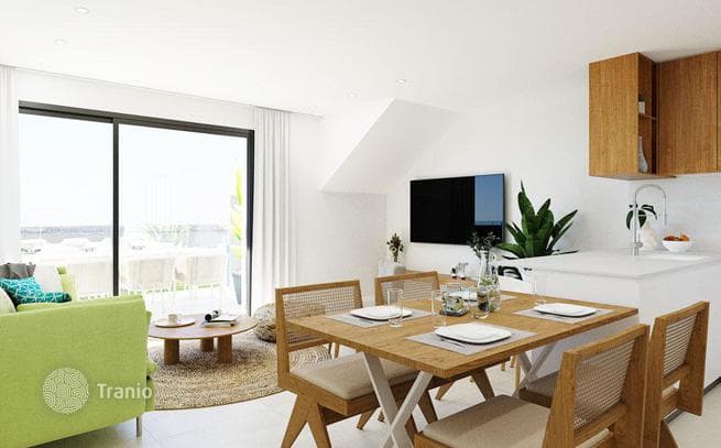 New Apartments and Townhouses with Pools in Torrevieja