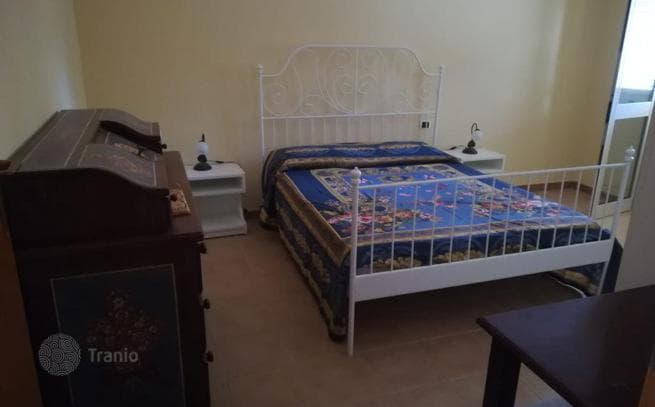 Townhouse with Two Apartments and Garden Near the Sea in Lampedusa, photo 5
