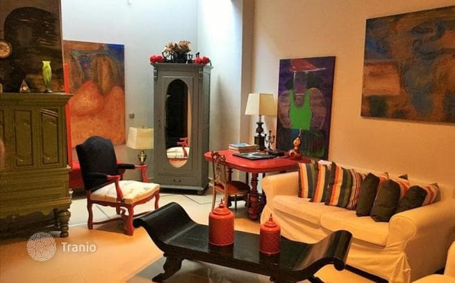 2-Bedroom Apartment in Thessaloniki