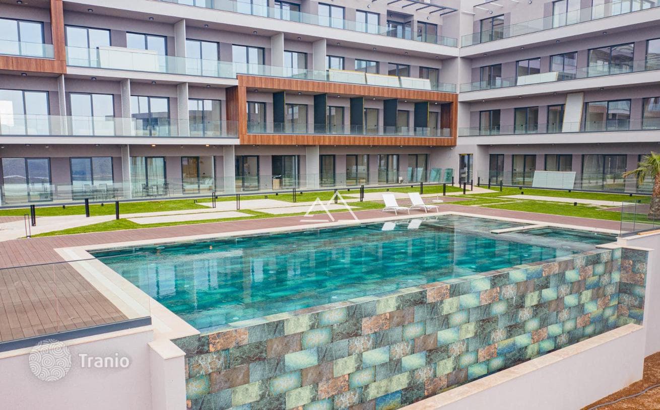 4-Bedroom Penthouse with Sea View in Tivat, photo 3