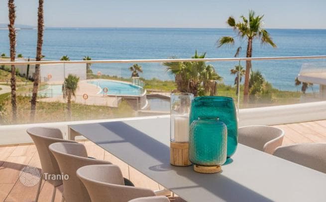 3-Bedroom Luxury Penthouse with Private Pool in Estepona, Malaga, photo 4