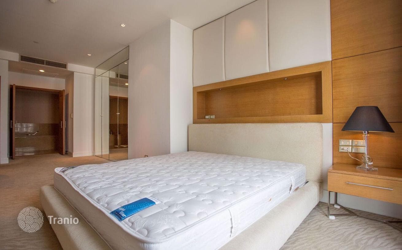 2-Bedroom Condo in Sathon, Bangkok, photo 5
