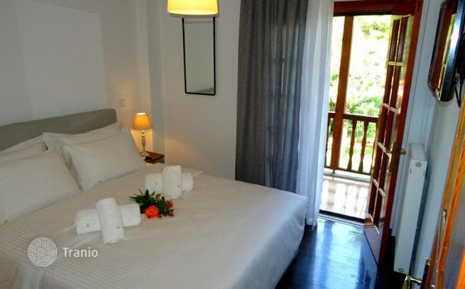 10-Room Villa with Garden and Parking in Kassandra, Greece