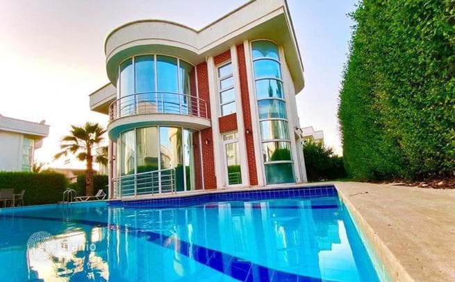 4-Bedroom (4+1) Villa with Private Pool and Garden in Belek, Antalya