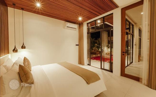 Furnished Villas with Private Pools and Ocean Views 200 m from the Beach in Bali, photo 4