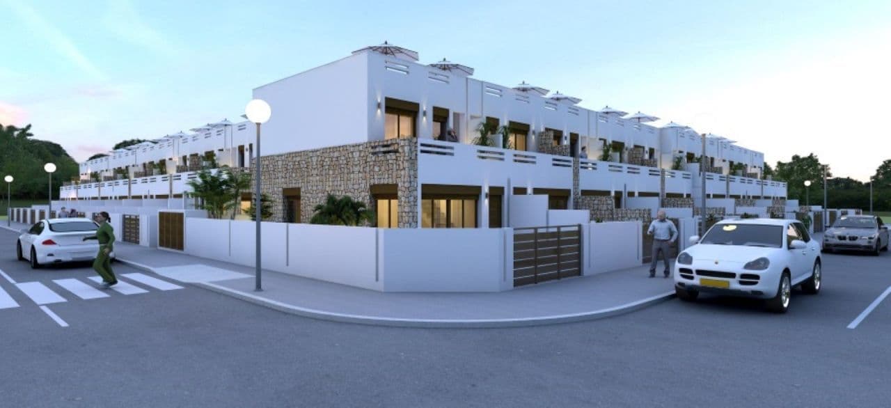 3-Bedroom Townhouse in Torre de la Horadada