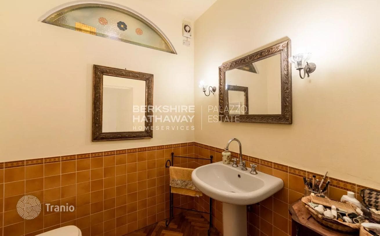4-Bedroom Villa in Pietrasanta, Italy, photo 4