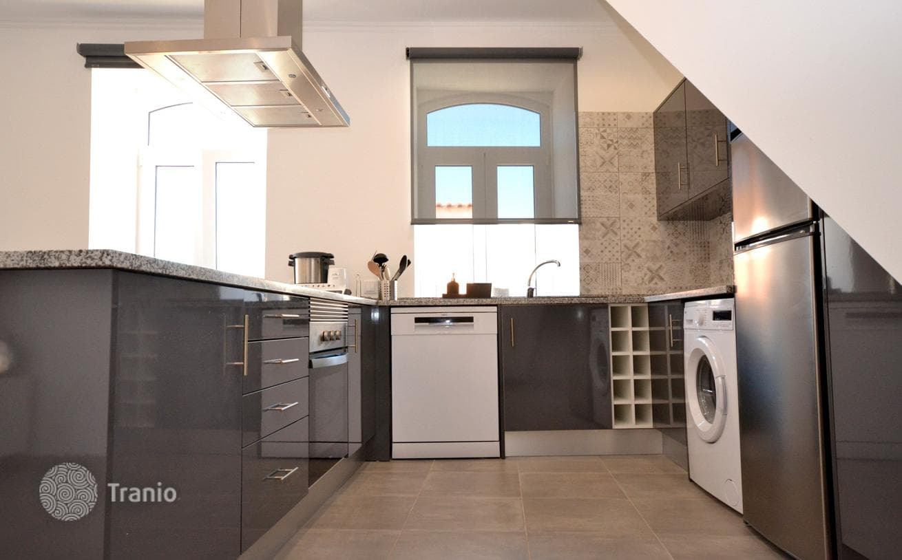 2-Bedroom Apartment in Loulé, Portugal, photo 2