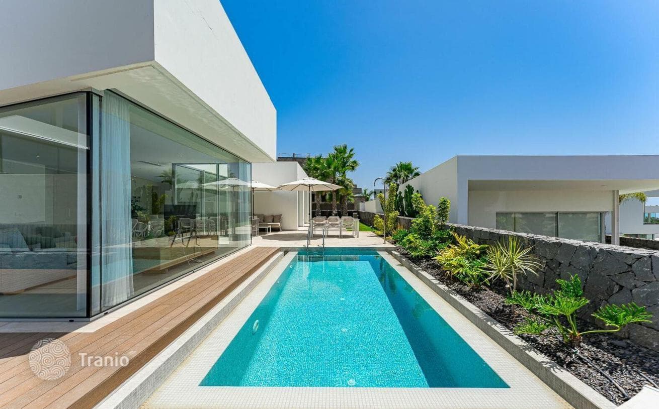 3-Bedroom Villa with Private Pool and Sea View in Guia de Isora, Tenerife